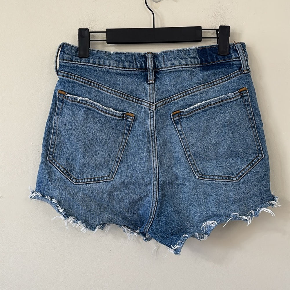 Abercrombie & Fitch The Mom Short High Rise Curve Love Denim Jean Shorts Size 29 - Picture 5 of 7